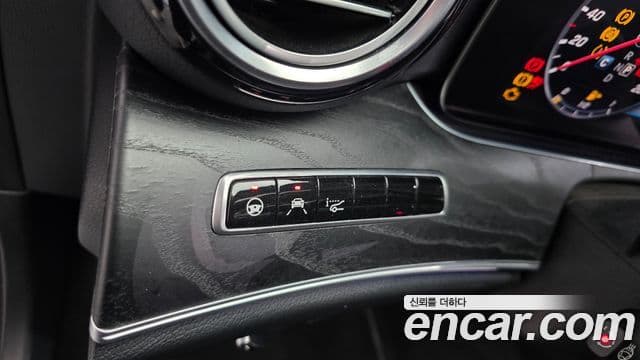 Mercedes-Benz E-класс W213 Avantgarde, 2020 17