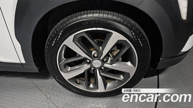 Hyundai Kona Modern Art, 2018 все фото