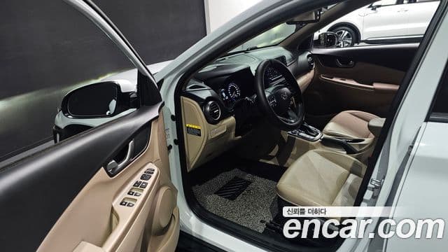 Hyundai Kona Modern Art, 2018 11