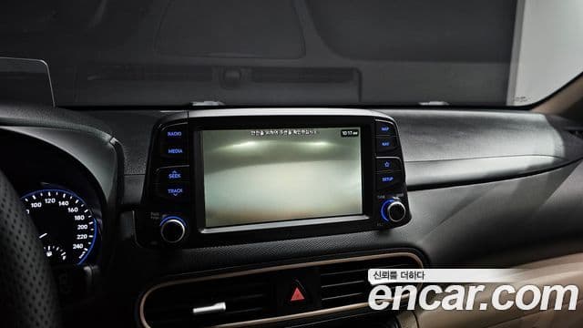 Hyundai Kona Modern Art, 2018 14