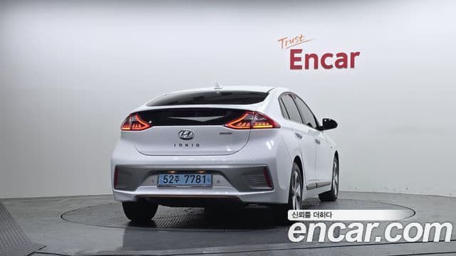 Hyundai Ioniq Электрический (Electric), 2017 4