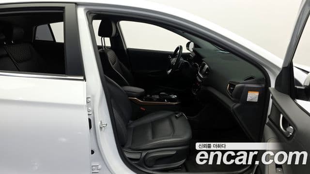 Hyundai Ioniq Электрический (Electric), 2017 10