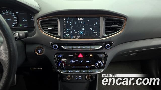 Hyundai Ioniq Электрический (Electric), 2017 16