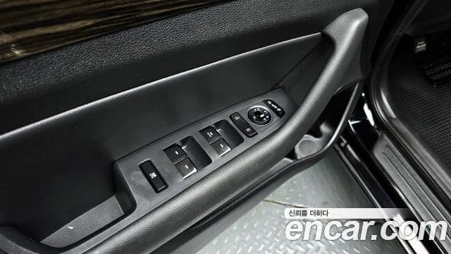 Hyundai LF Sonata 2.0 Smart, 2016 14