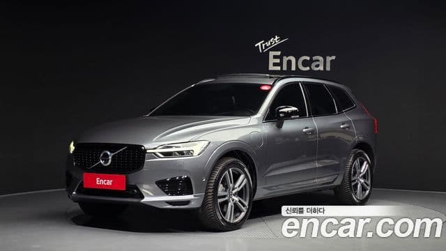 Volvo XC60 2세대 T8 R-Design, 2021 1