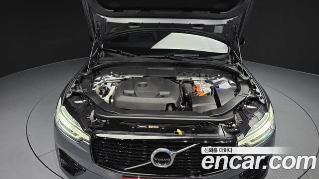 Volvo XC60 2세대 T8 R-Design, 2021 6