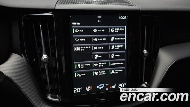 Volvo XC60 2세대 T8 R-Design, 2021 17