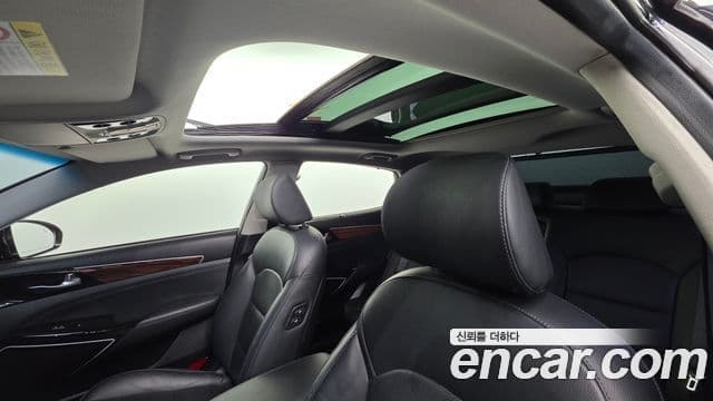 Kia All New K7 3.0 LPI Prestige (арендный автомобиль), 2017 19