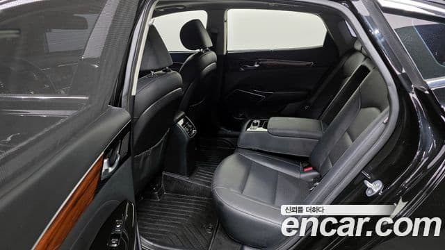 Kia All New K7 3.0 LPI Prestige (арендный автомобиль), 2017 20