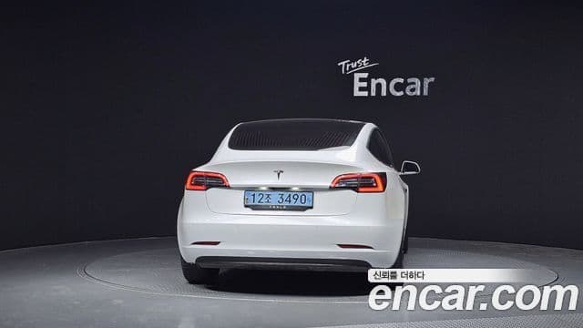 Tesla модель 3 Standard Range Plus RWD, 2020 4