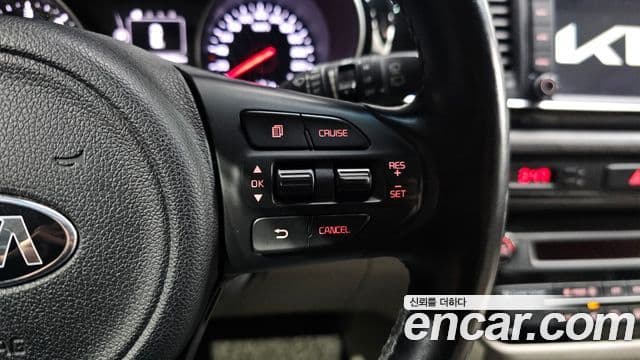 Kia All New Carnival Prestige, 2015 17
