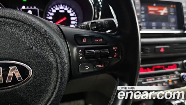 Kia All New Carnival Prestige, 2015 18