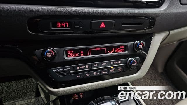 Kia All New Carnival Prestige, 2015 19