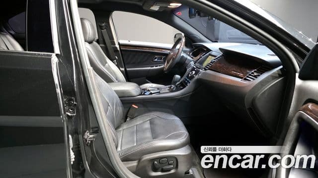 Ford New 토러스 6세대, 2015 10