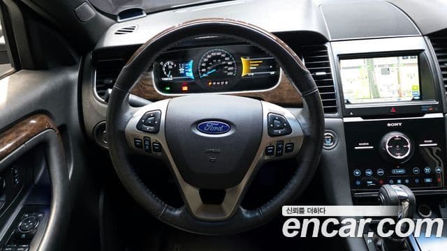 Ford New 토러스 6세대, 2015 13