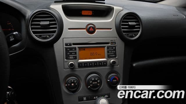 Kia 뉴카렌스 люксовая версия, 2009 15