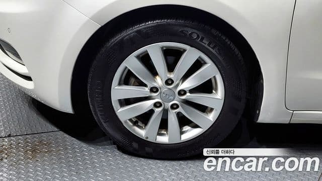 Kia K3 Trendy, 2015 все фото