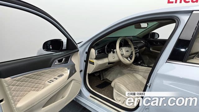 Genesis G70 Elite, 2019 10