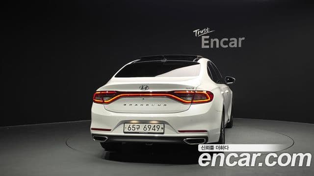 Hyundai Grandeur IG гибрид Special, 2019 4
