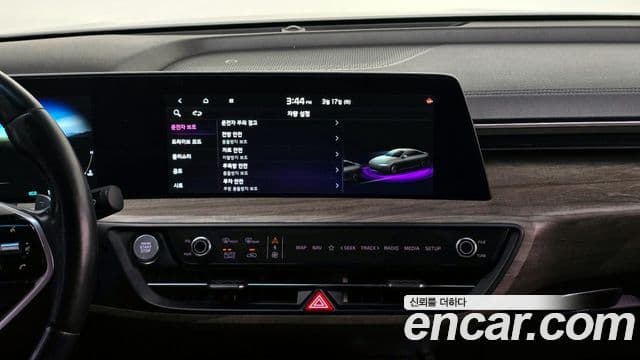 Kia K8 Prestige(арендный автомобиль), 2023 17