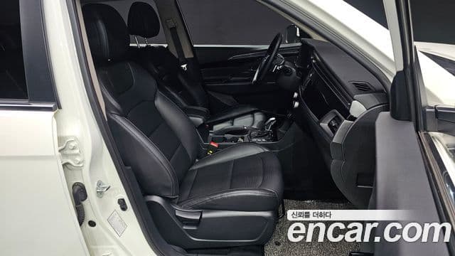 KG모빌리티(SsangYong) Beautiful Korando бензин 1.5 2WD C5, 2022 10