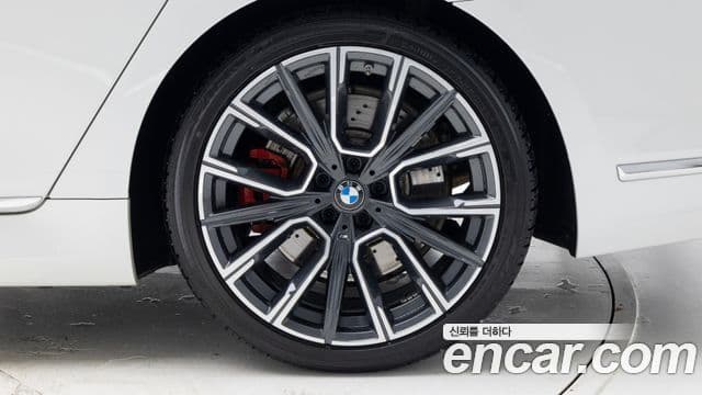 BMW 7시리즈 (G11) 745Le iPerformance M Sport, 2022 все фото