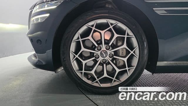 Genesis G80 (RG3) бензин 3.5 турбо AWD, 2022 все фото