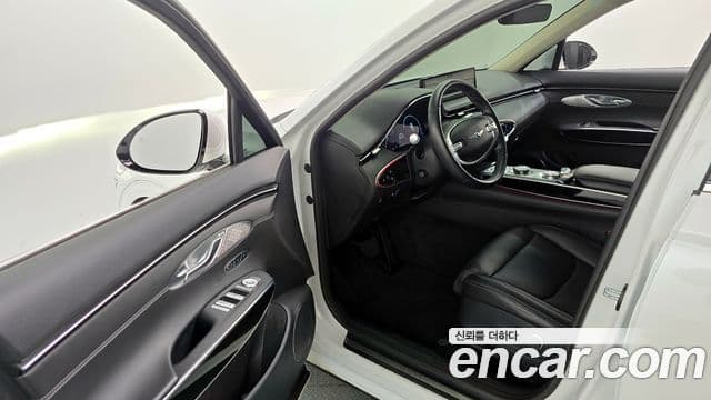 Genesis GV70, 2023 10