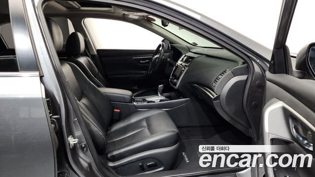 Nissan 알티마 L33, 2018 11