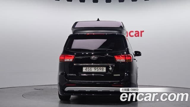 Kia All New Carnival Noblesse, 2016 4