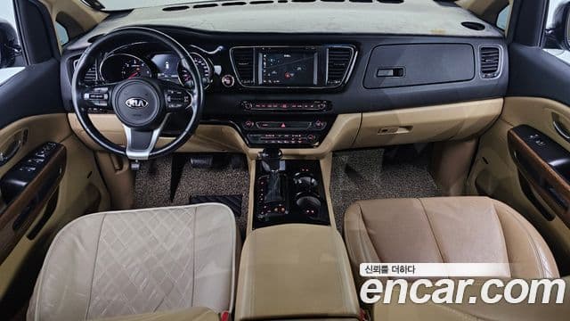 Kia All New Carnival Noblesse, 2016 7