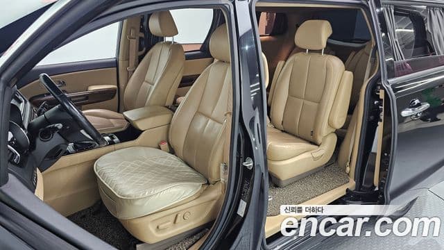 Kia All New Carnival Noblesse, 2016 10