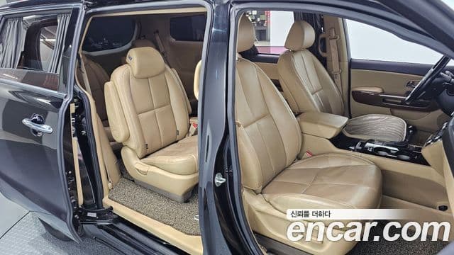Kia All New Carnival Noblesse, 2016 11