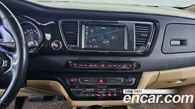 Kia All New Carnival Noblesse, 2016 14