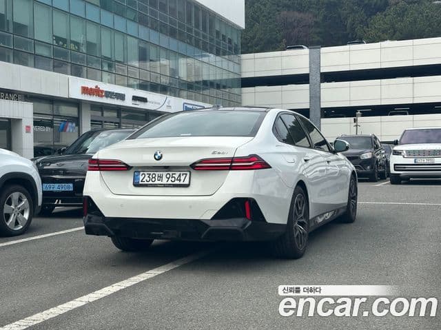 BMW 5시리즈 (G60) 520i M Sport, 2025 2