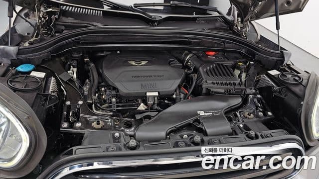 Mini Cooper D Countryman 2세대, 2018 6