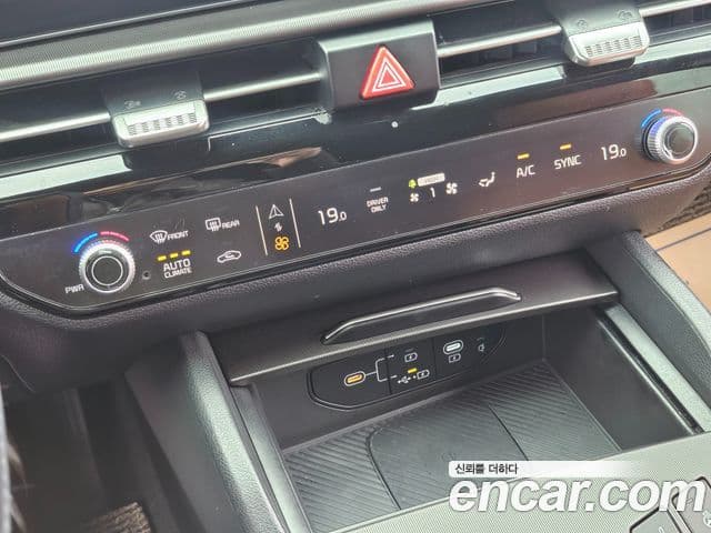 Kia The / новый New Sportage 5세대 гибрид Noblesse, 2025 17