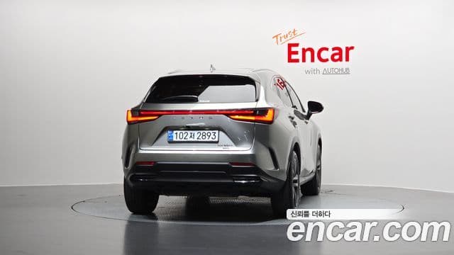 Lexus NX350h 2세대 Premium, 2025 4