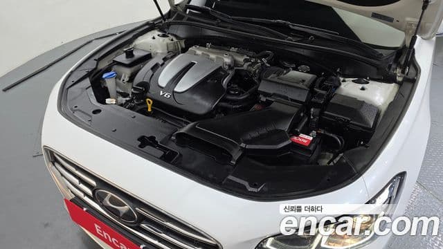 Hyundai Grandeur IG 3.0 LPi Modern (арендный автомобиль), 2019 6