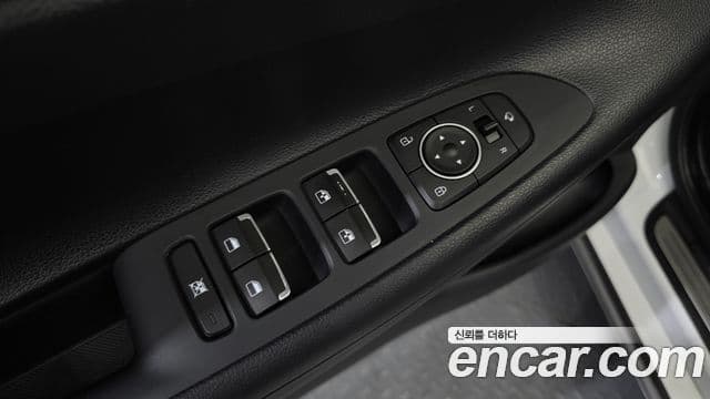 Hyundai Grandeur IG 3.0 LPi Modern (арендный автомобиль), 2019 13