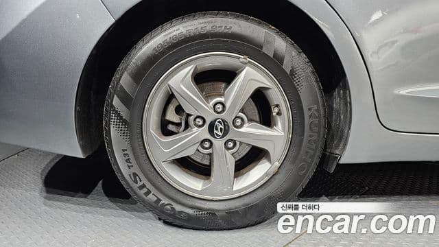 Hyundai Avante AD 1.6 GDI Smart, 2017 все фото