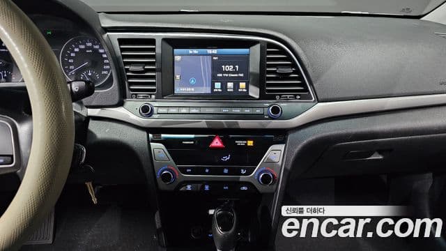 Hyundai Avante AD 1.6 GDI Smart, 2017 17