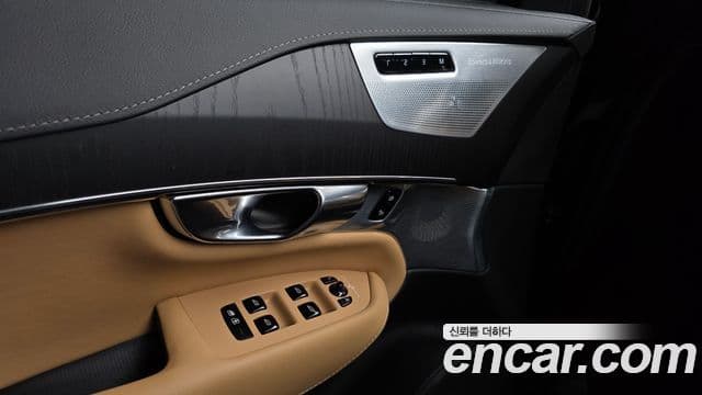 Volvo XC90 2세대 B6 Ultimate Bright, 2023 18