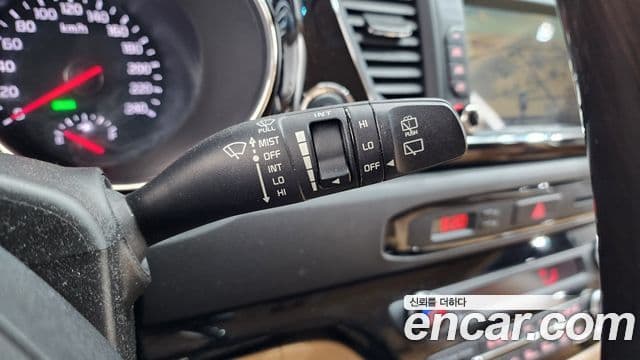 Kia All New Carnival VIP, 2016 19