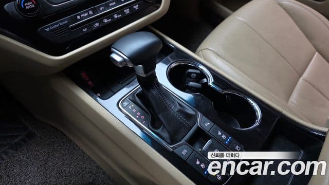 Kia The / новый New Carnival Special, 2019 9