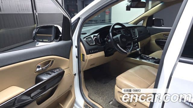 Kia The / новый New Carnival Special, 2019 10