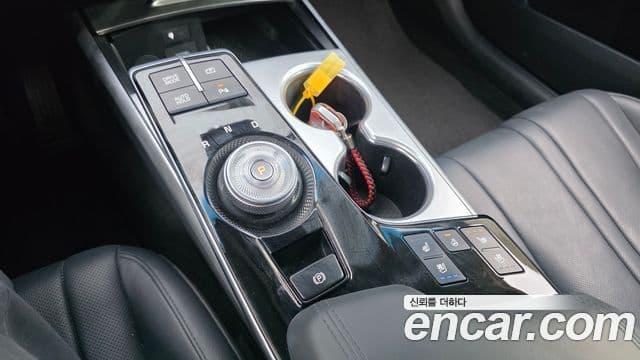 Kia K8 гибрид Noblesse, 2022 9