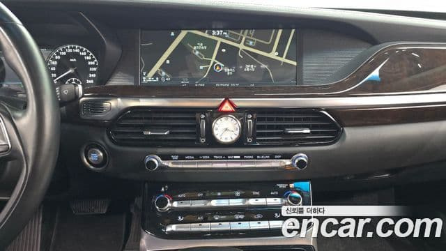 Genesis EQ900 Luxury, 2016 14