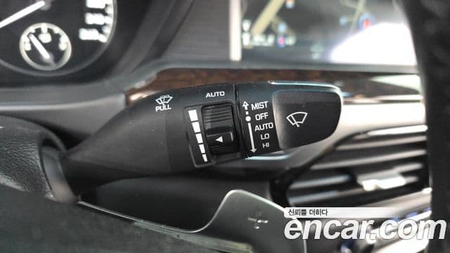 Genesis EQ900 Luxury, 2016 17