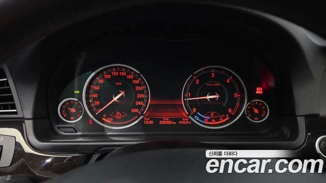 BMW 5시리즈 (F10), 2013 8